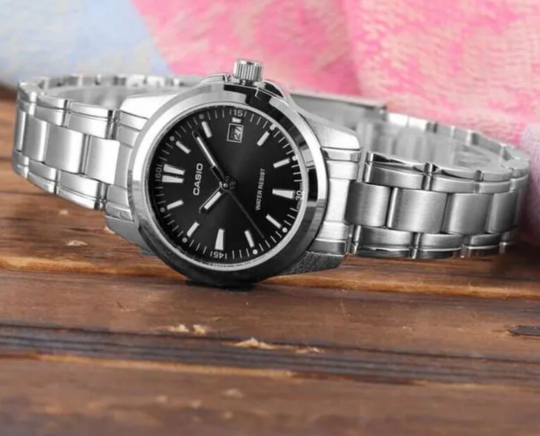 Reloj Casio Modelo LTP-1215A-1A2 Para Dama Diseño Elegante