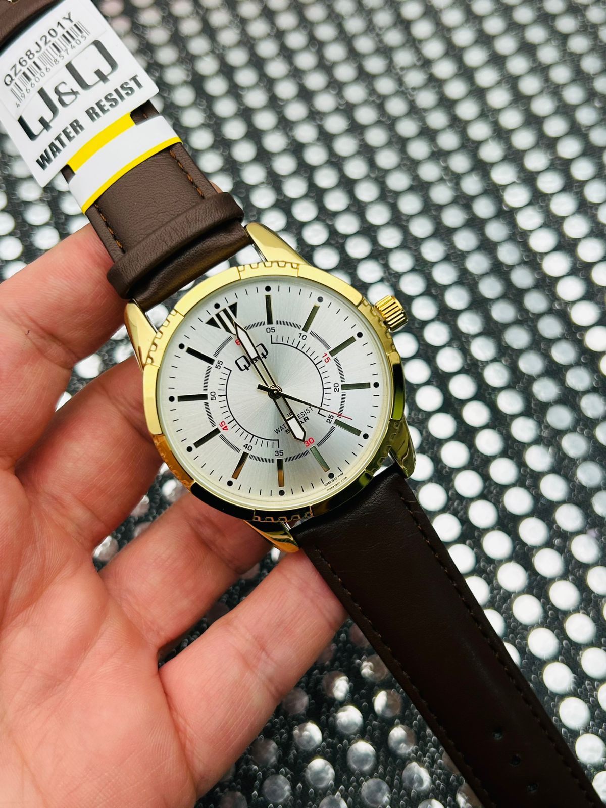 Reloj Q&Q Pulso en Cuero para Hombre