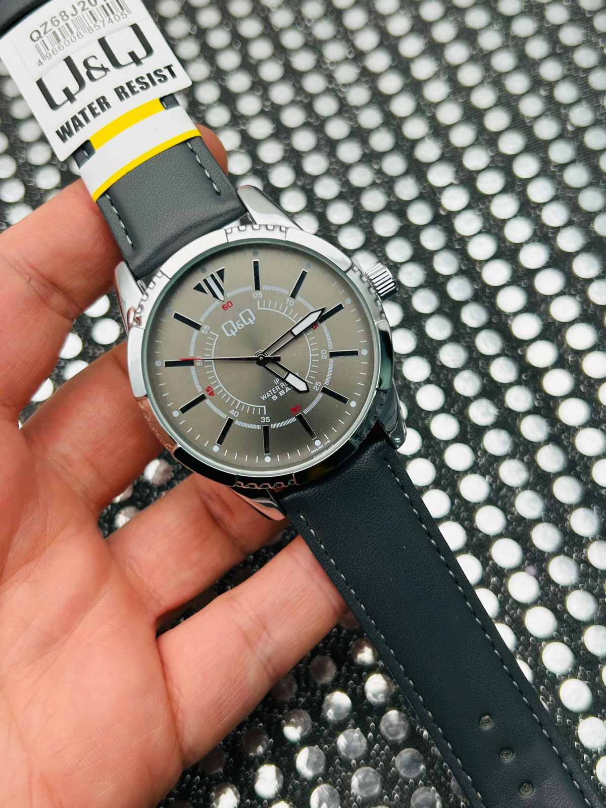Reloj Q&Q Pulso en Cuero para Hombre
