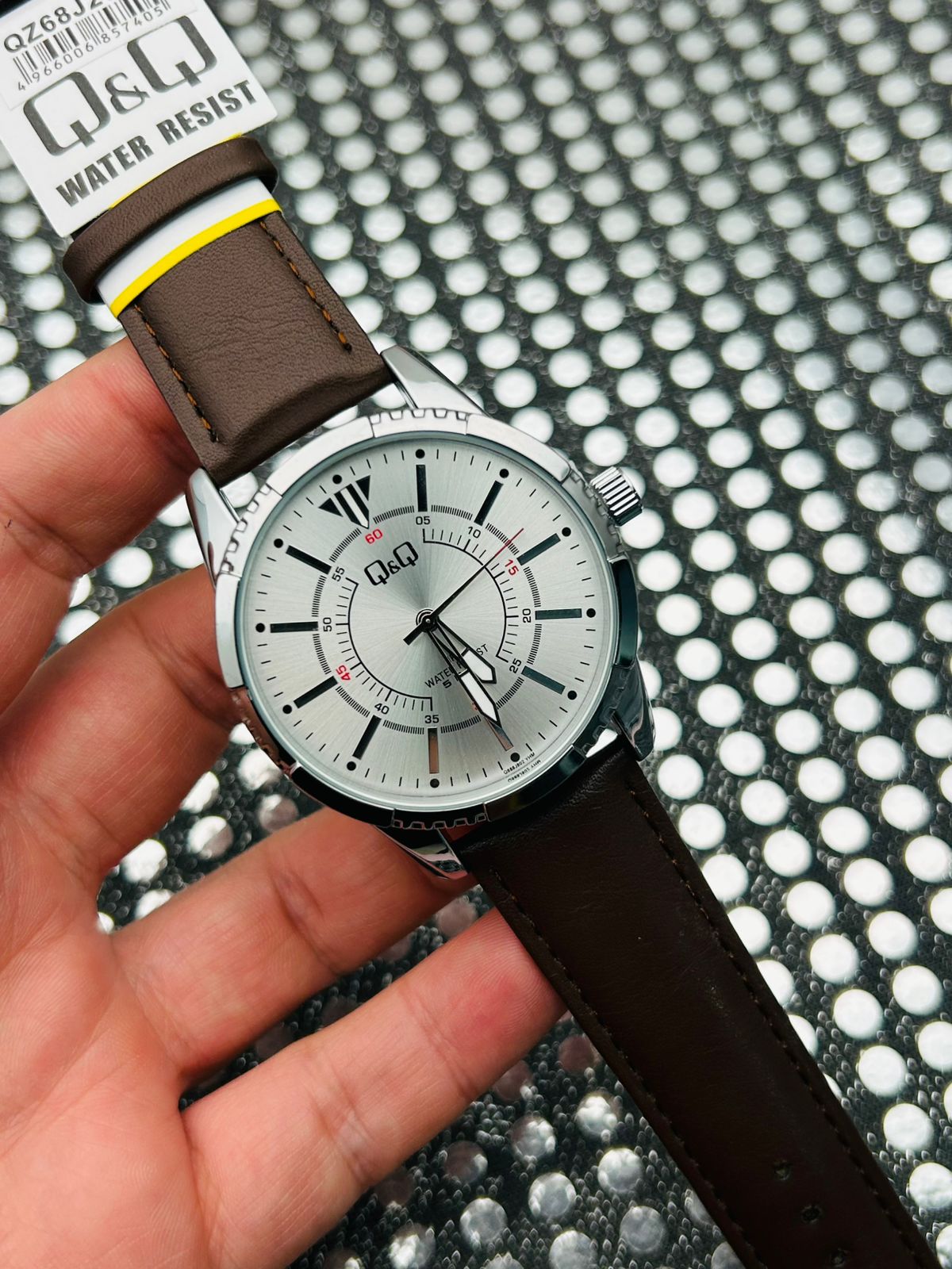Reloj Q&Q Pulso en Cuero para Hombre
