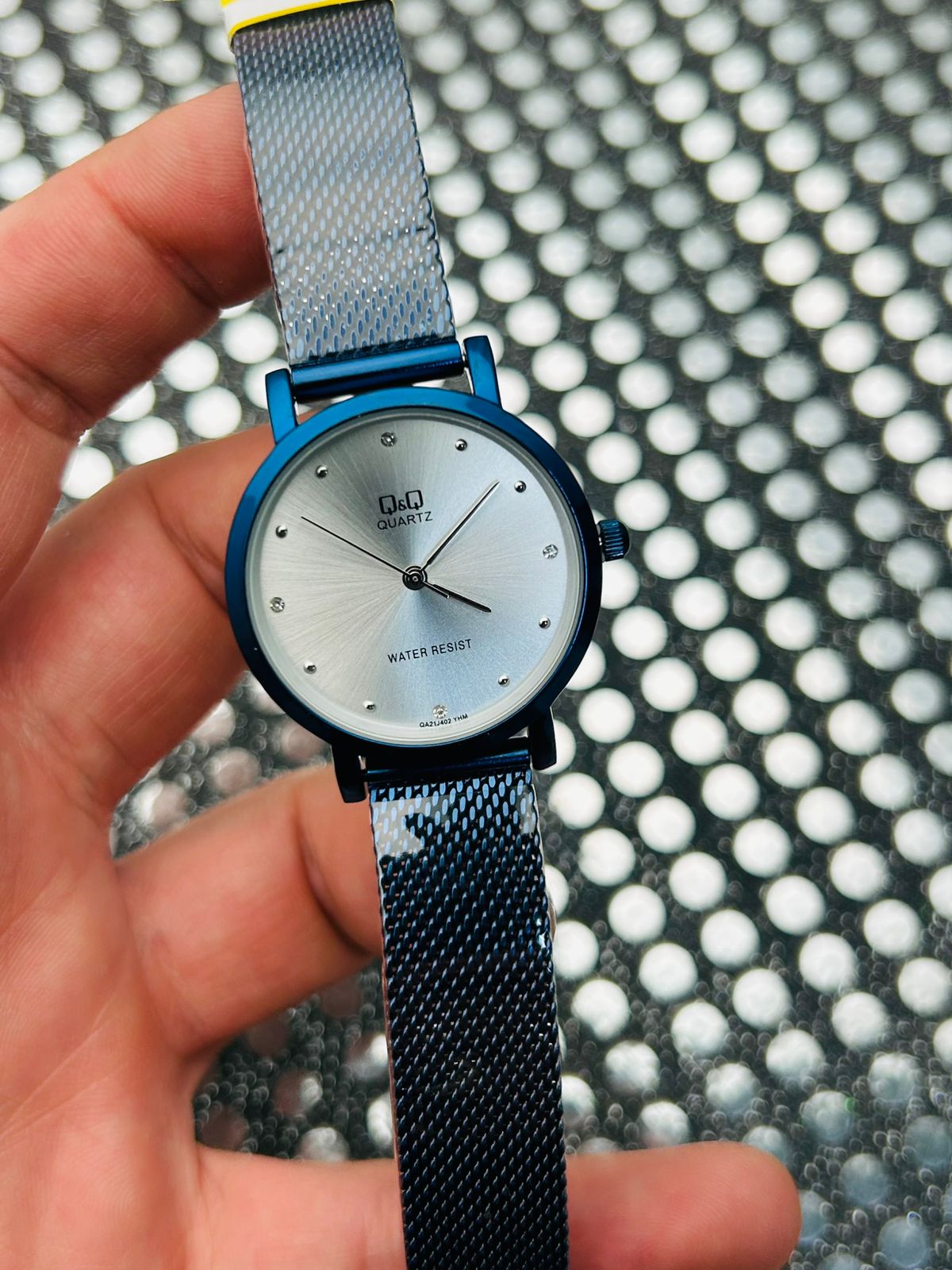 Reloj Q&Q pulso en acero