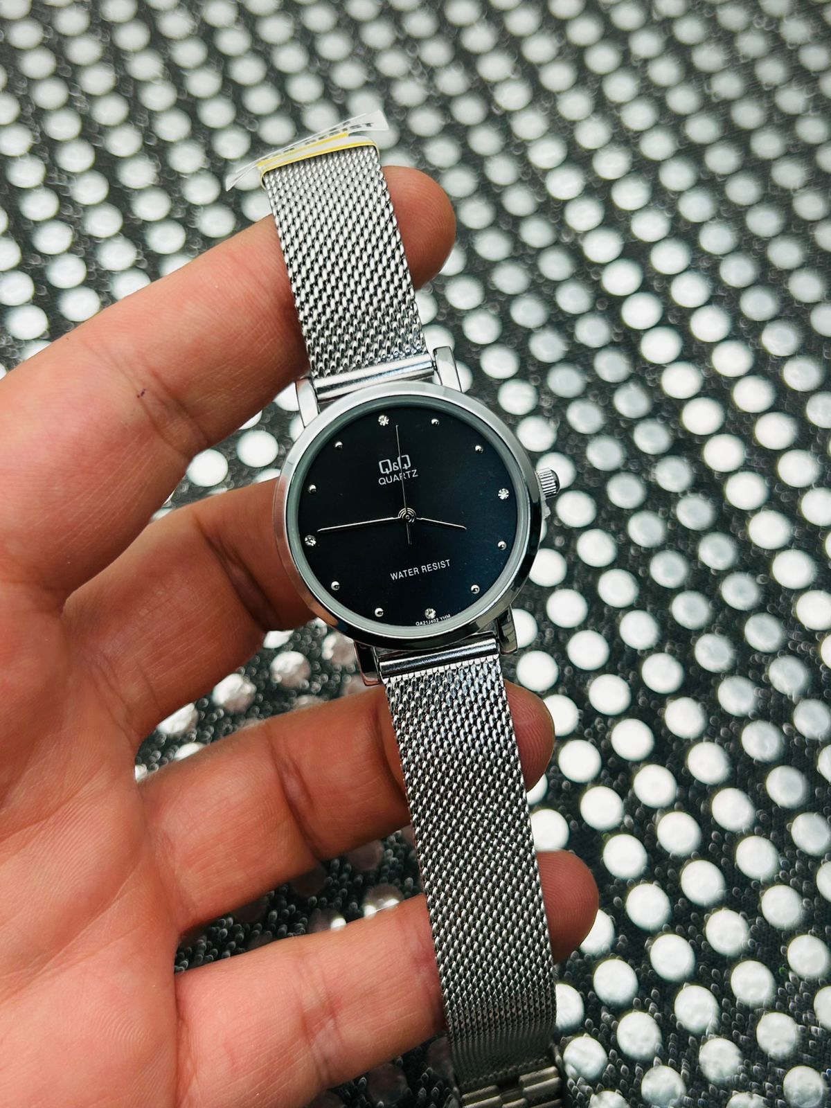 Reloj Q&Q pulso en acero