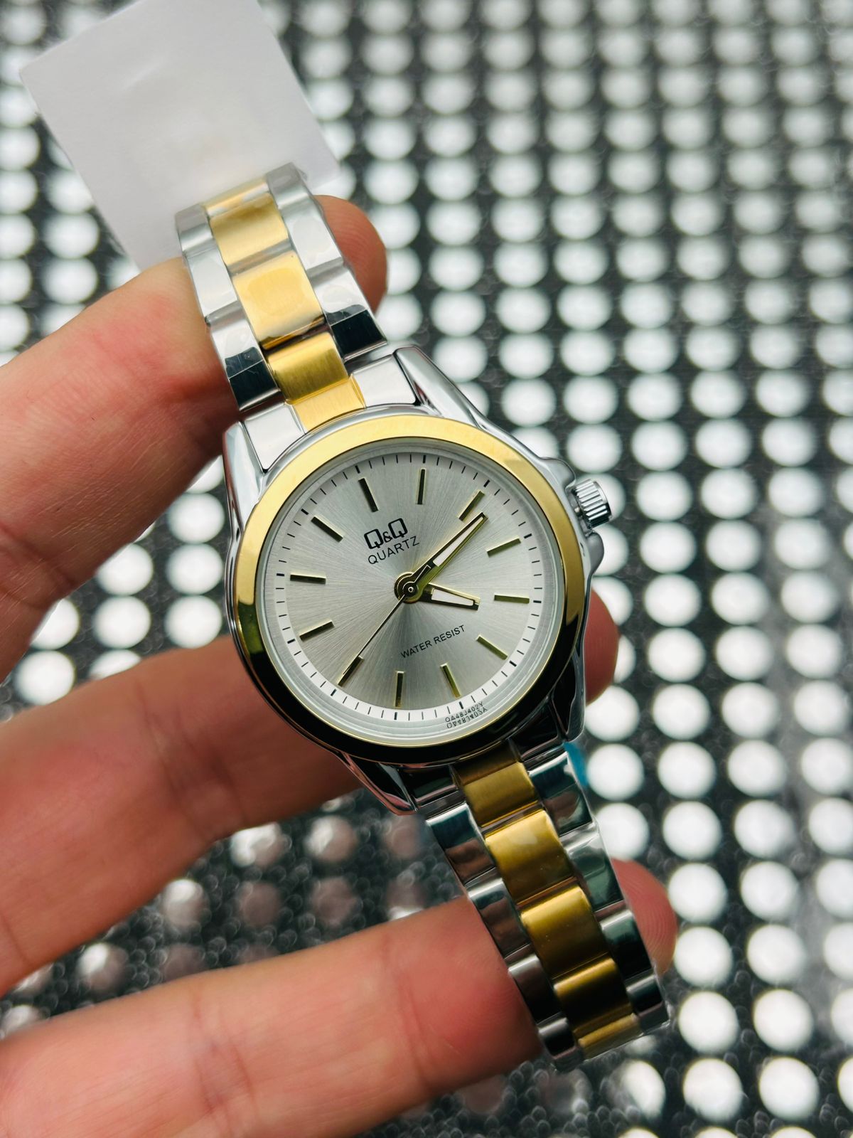 Reloj Q&Q para dama