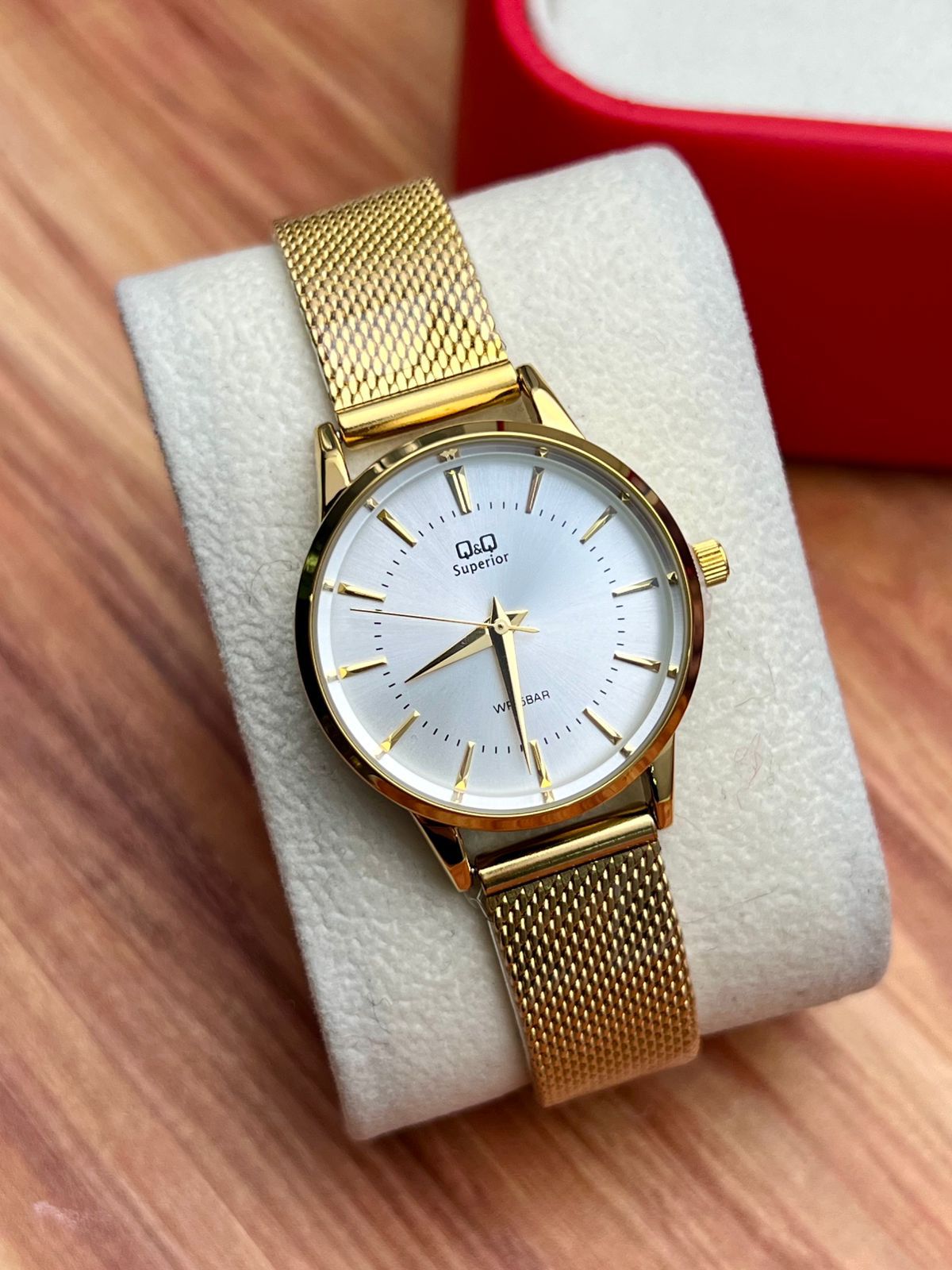 Reloj Q&Q para dama