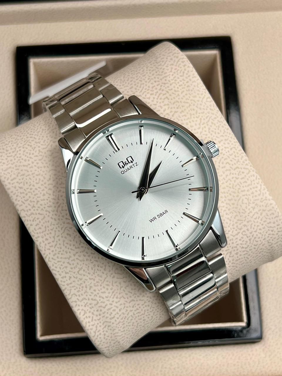 Reloj Q&Q para caballero