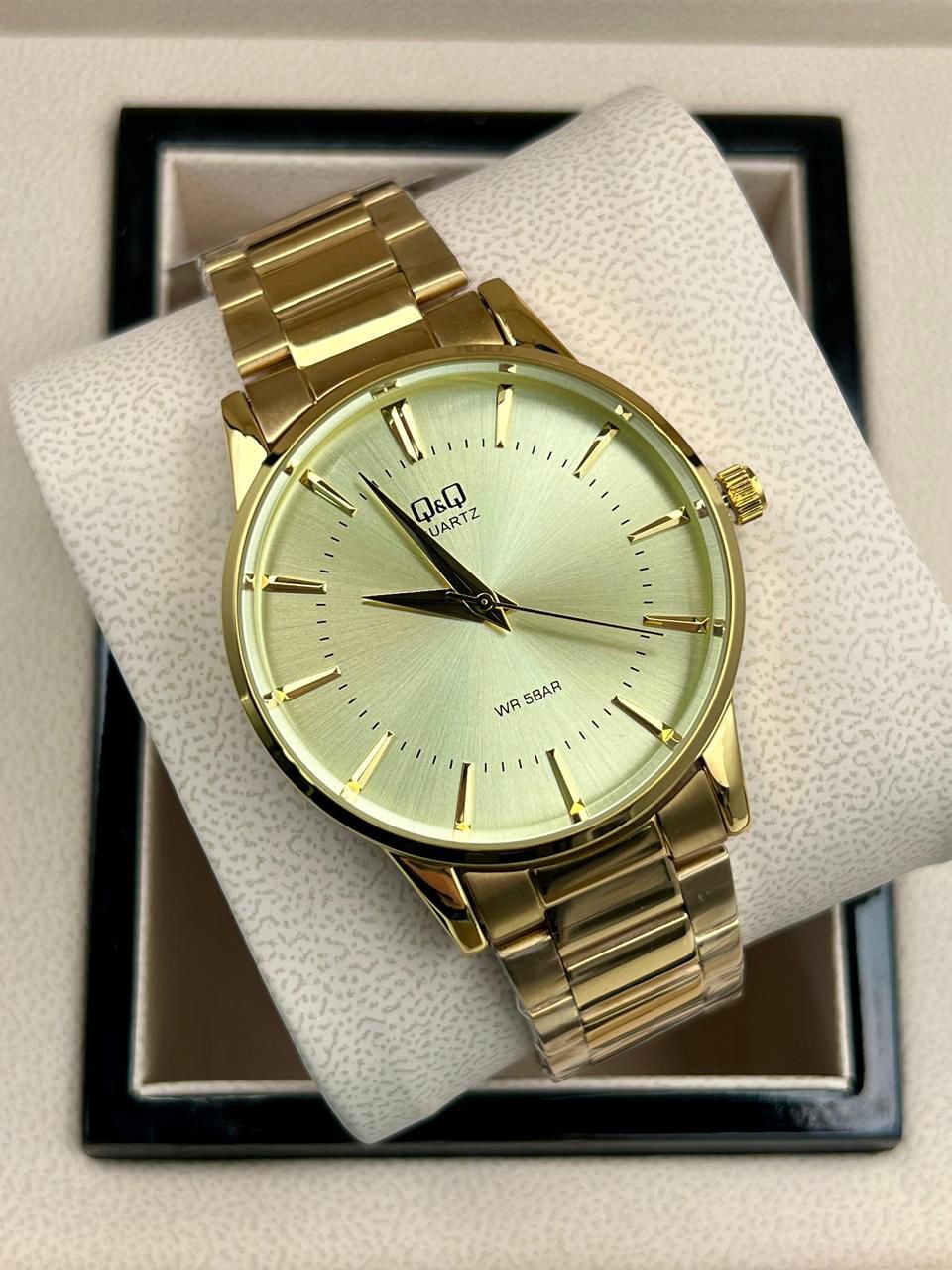 Reloj Q&Q para caballero