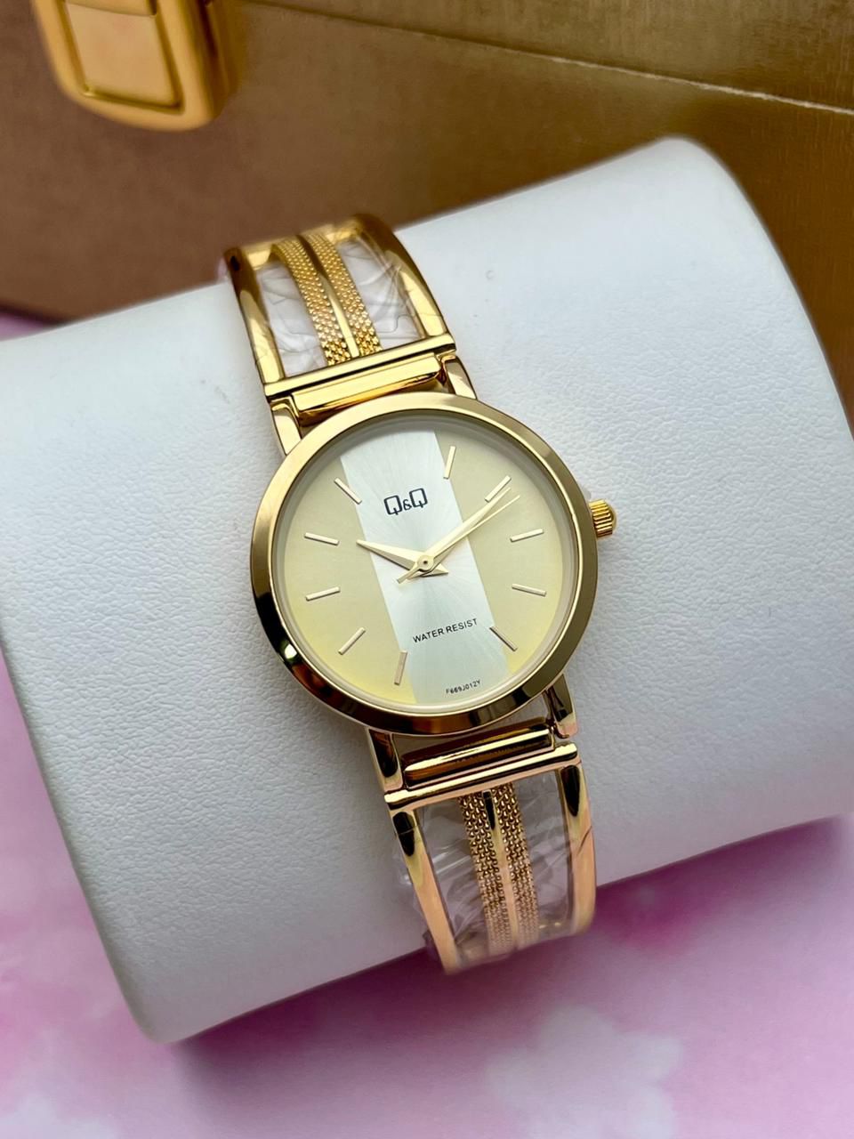 Reloj Q&Q para Dama