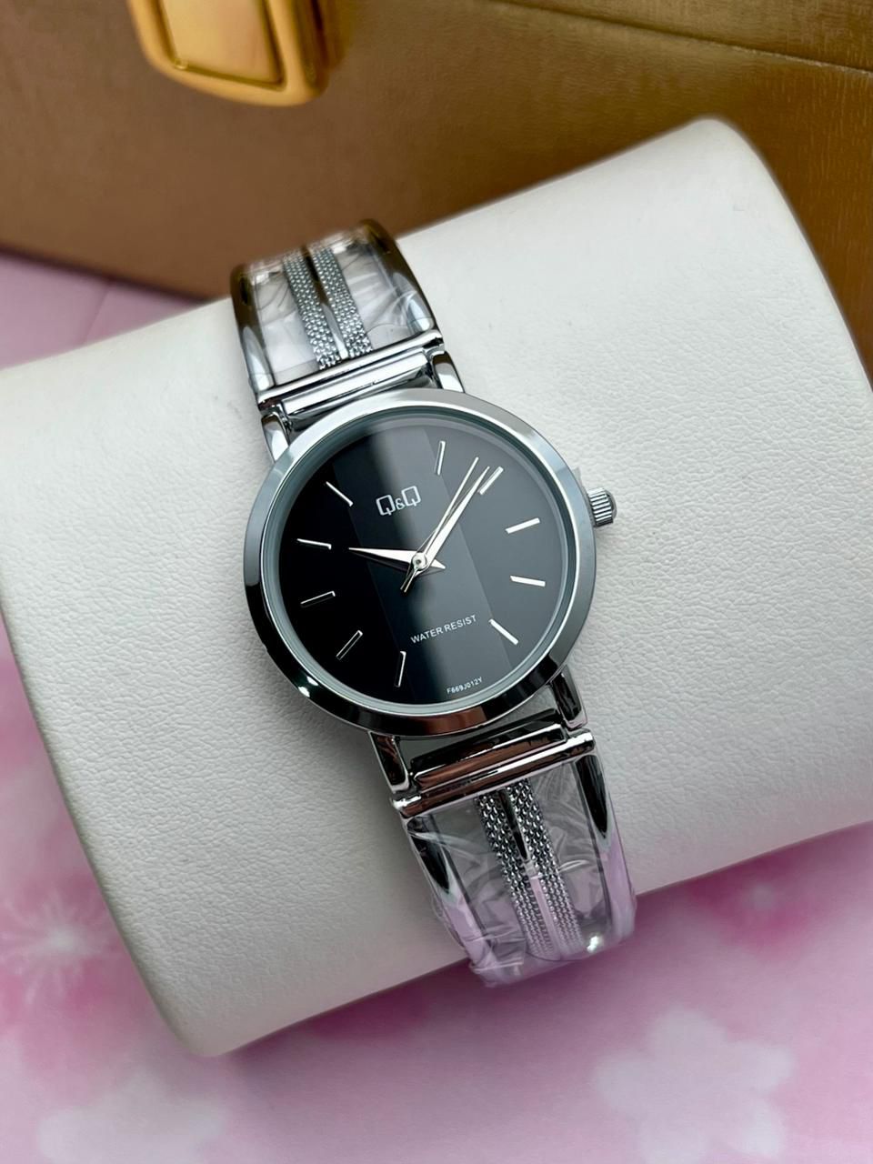 Reloj Q&Q para Dama