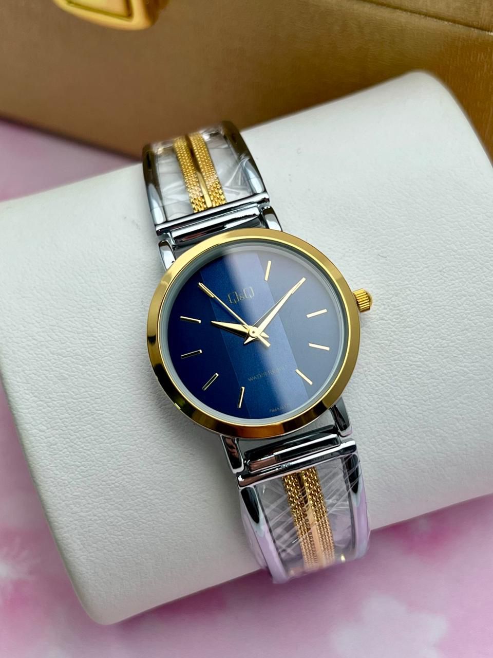 Reloj Q&Q para Dama