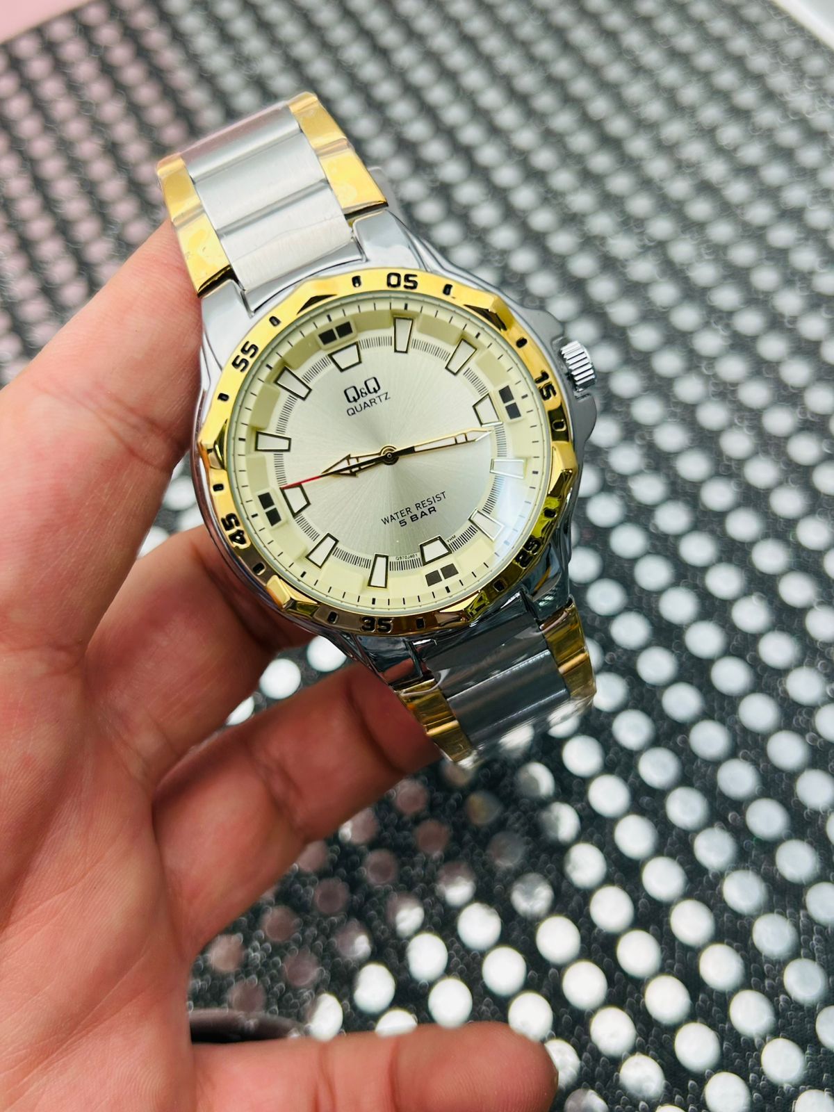 Reloj Q&Q para hombre