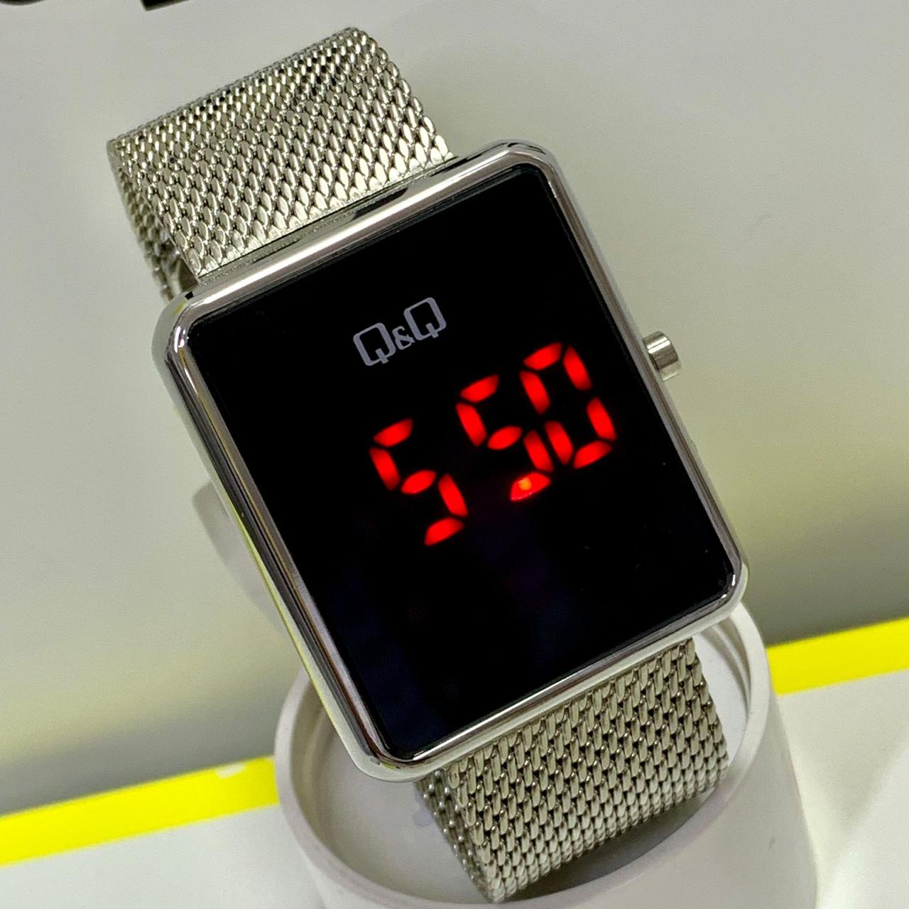 Reloj Q&Q para Caballero M201J004Y