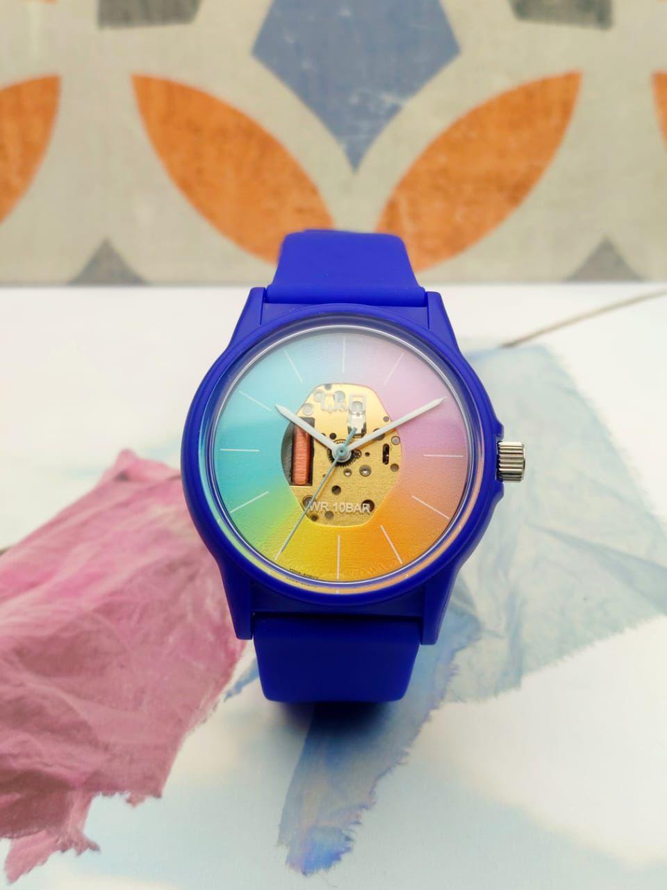 Reloj para dama Q&Q V39A-515VY