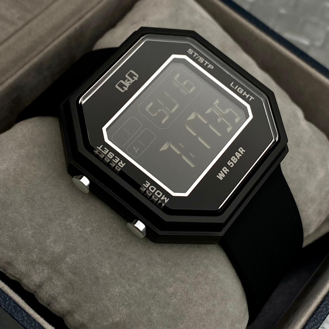 reloj Q&Q para caballero M206P