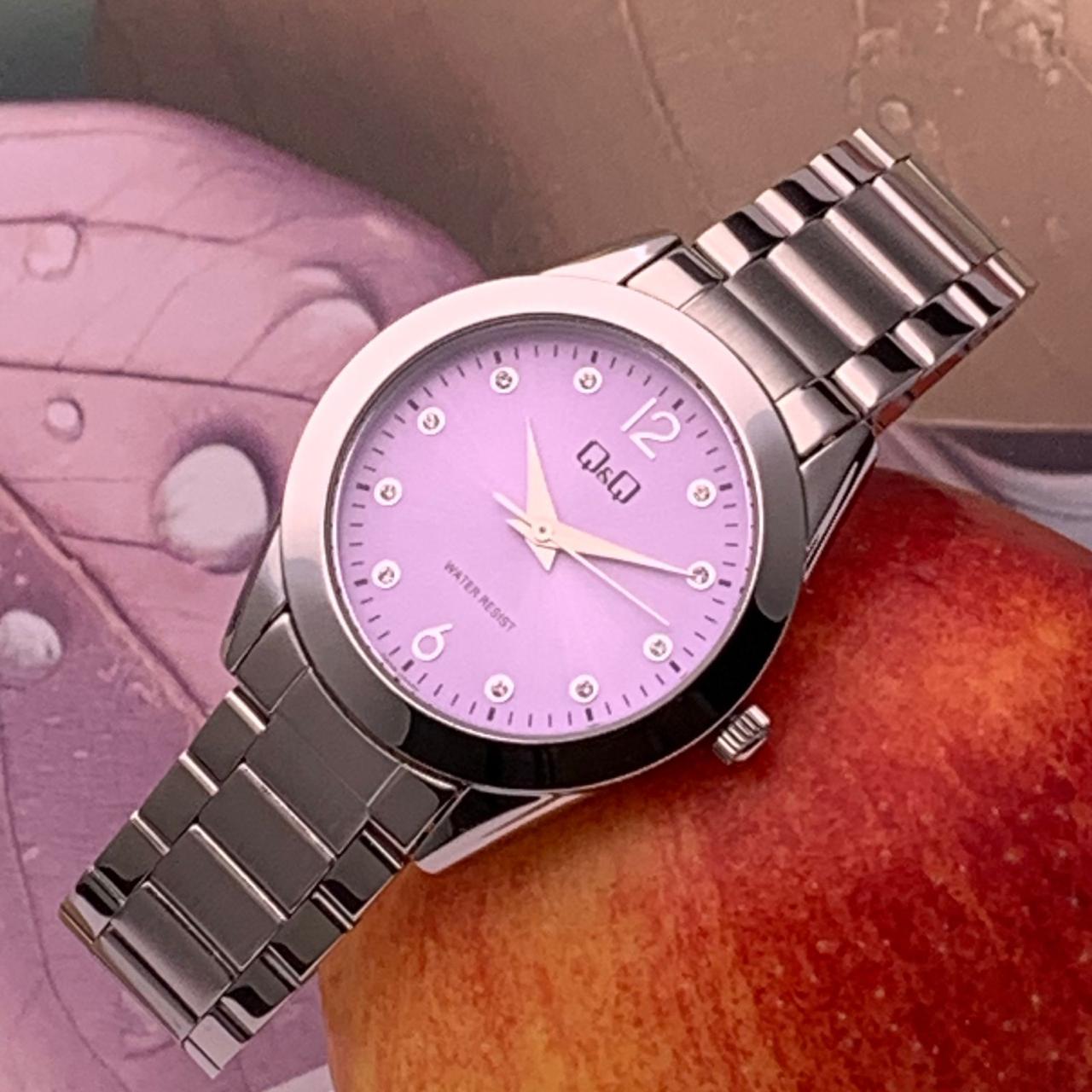 Reloj Q&Q para dama Q82BP