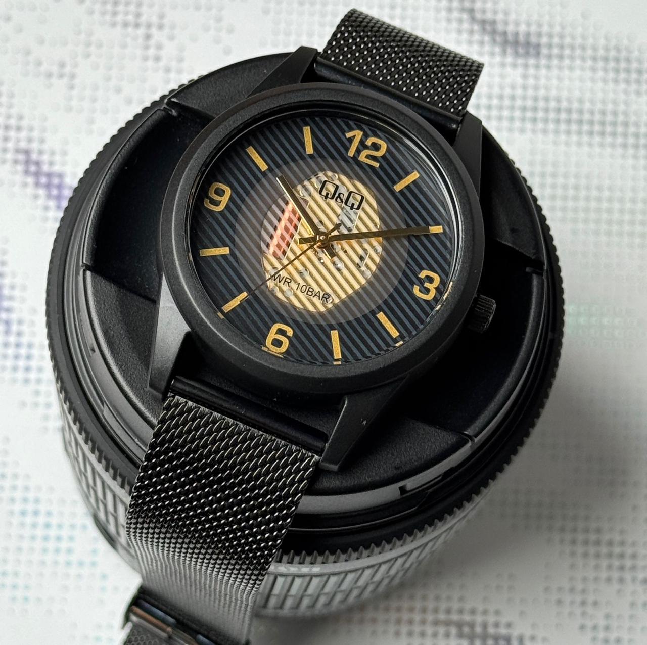 Reloj para caballero Q&Q V-08AP