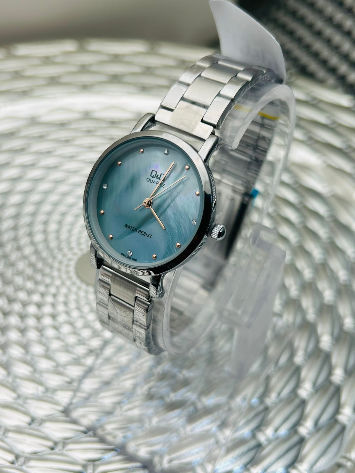 Reloj Q&Q para dama clásico