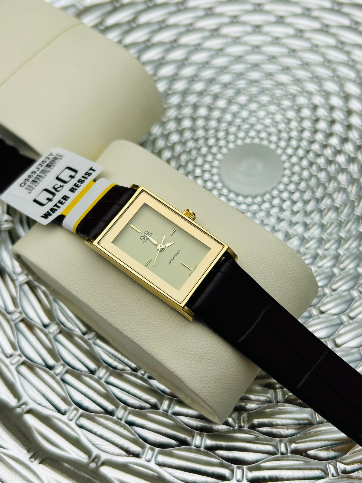 Reloj Q&Q DAMA CUERO 🎉