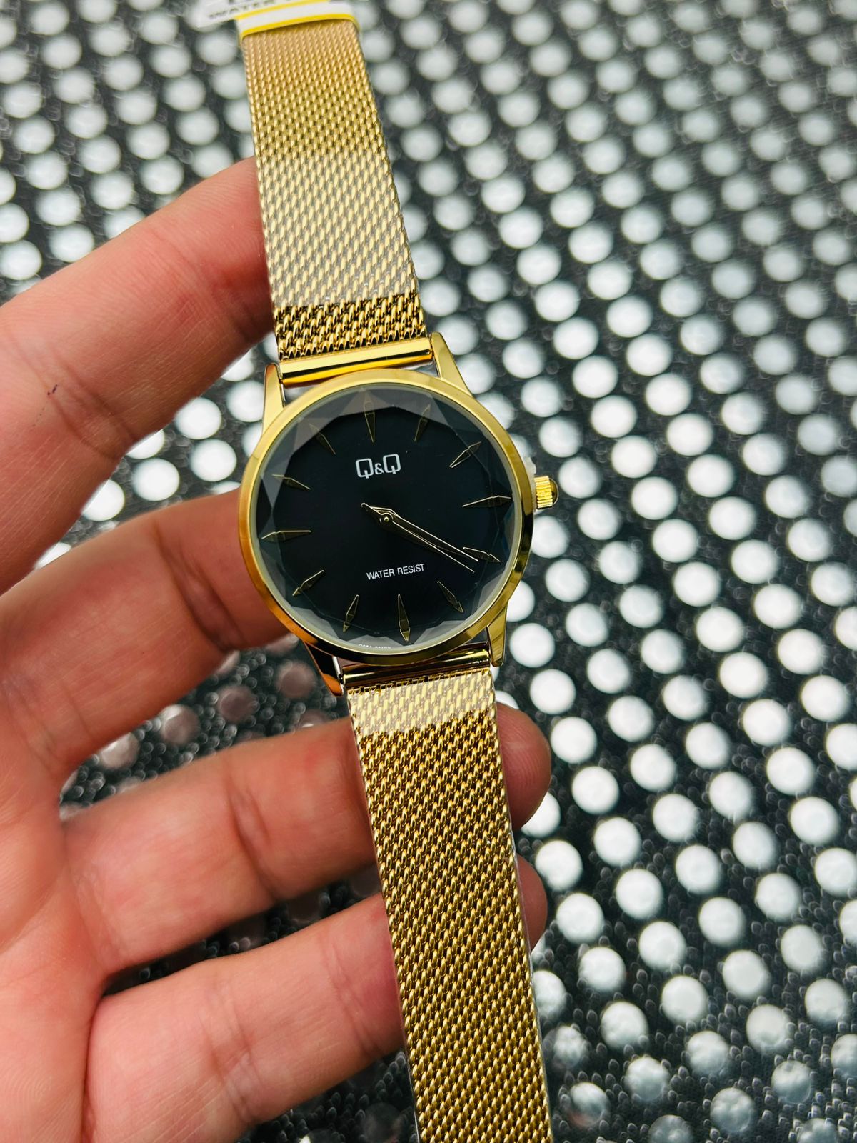 Q&Q Gold Edition