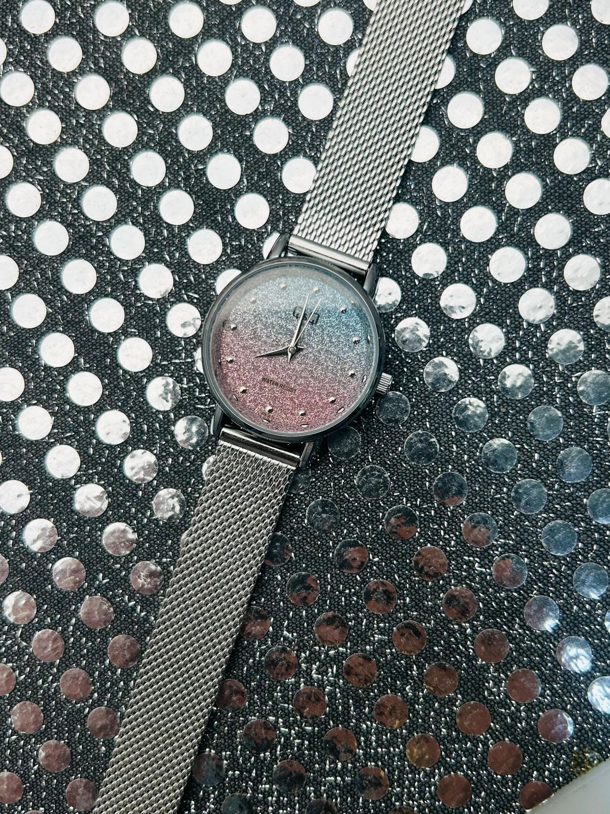 Q&Q para dama QB47J011Y