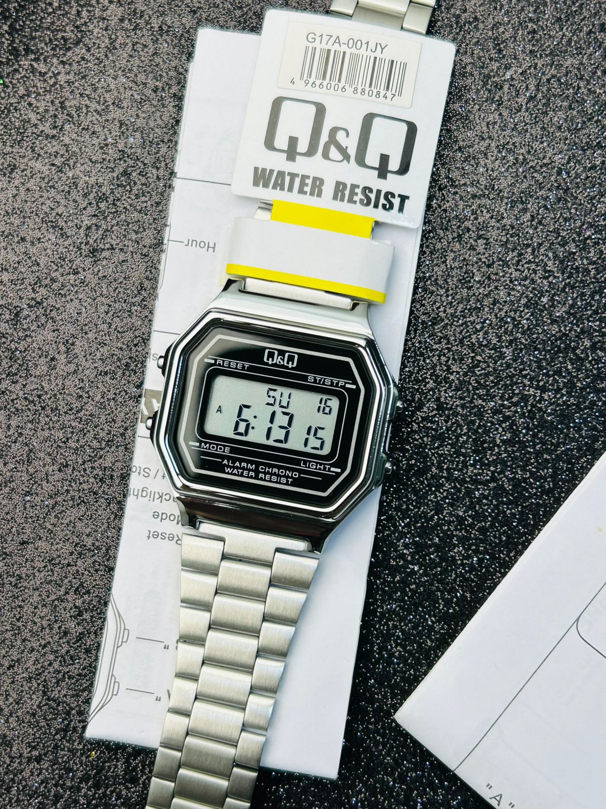 Reloj para dama Q&Q M173J007Y