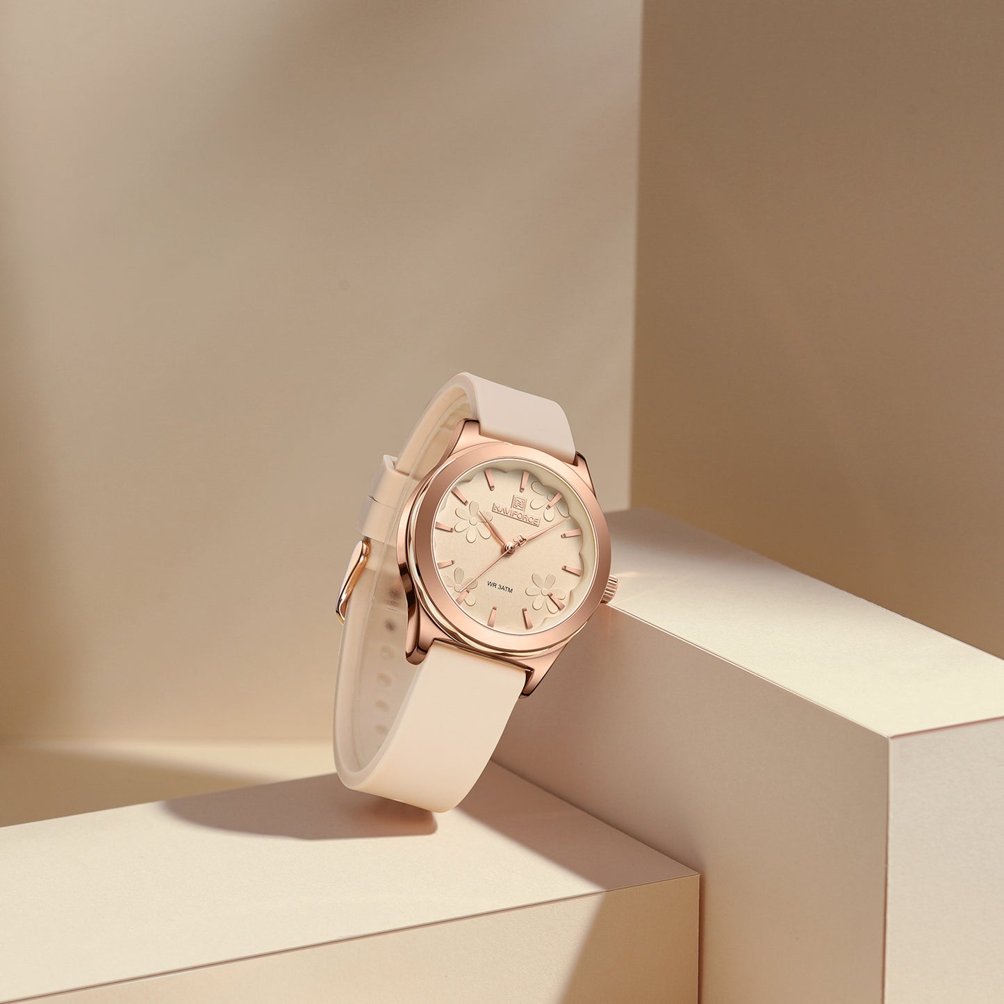 Reloj Naviforce de Dama en Goma 5051