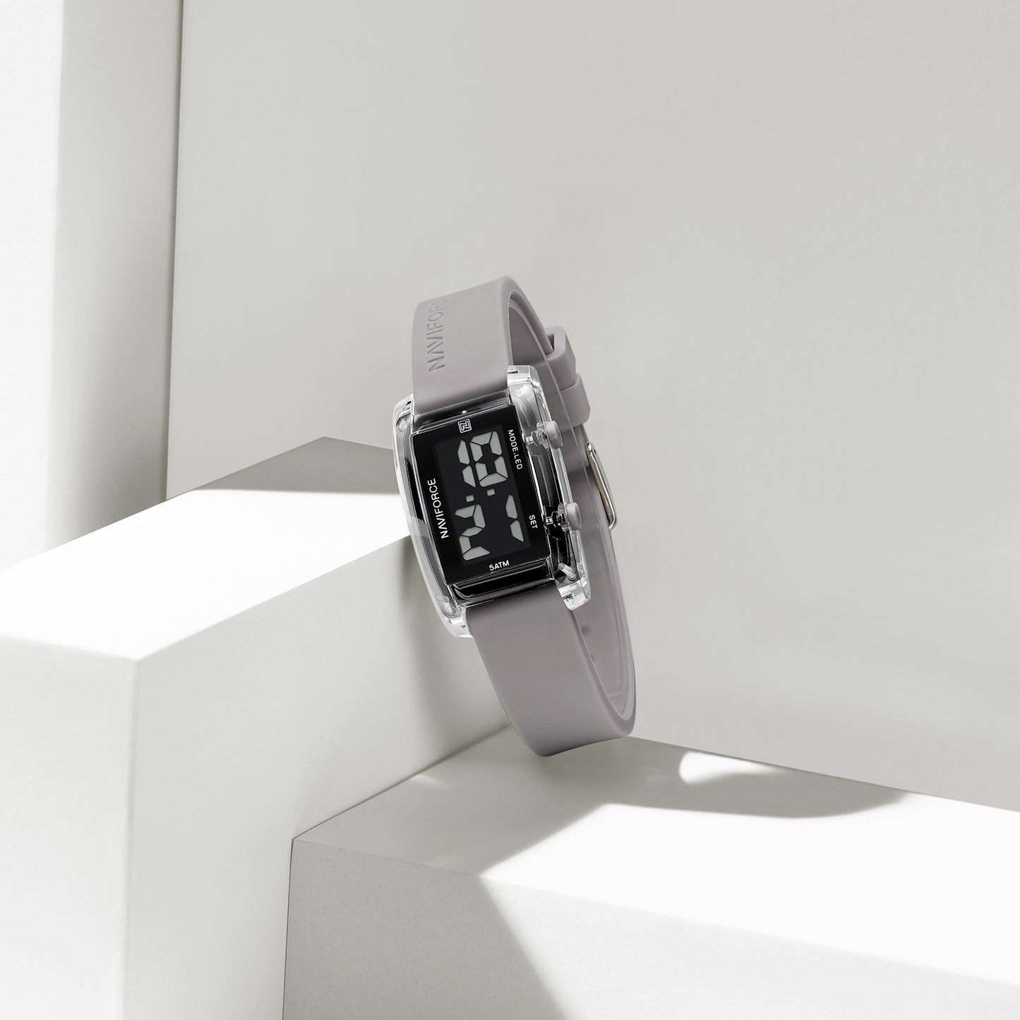 Reloj Naviforce 7118 para dama