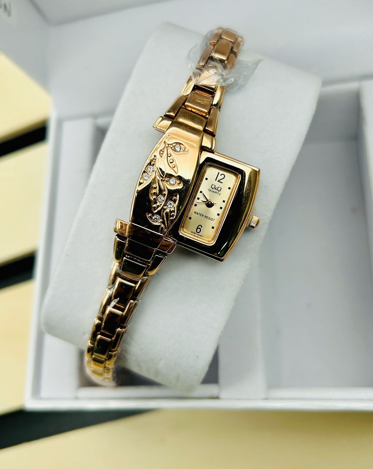 Reloj Q&Q de Dama 3