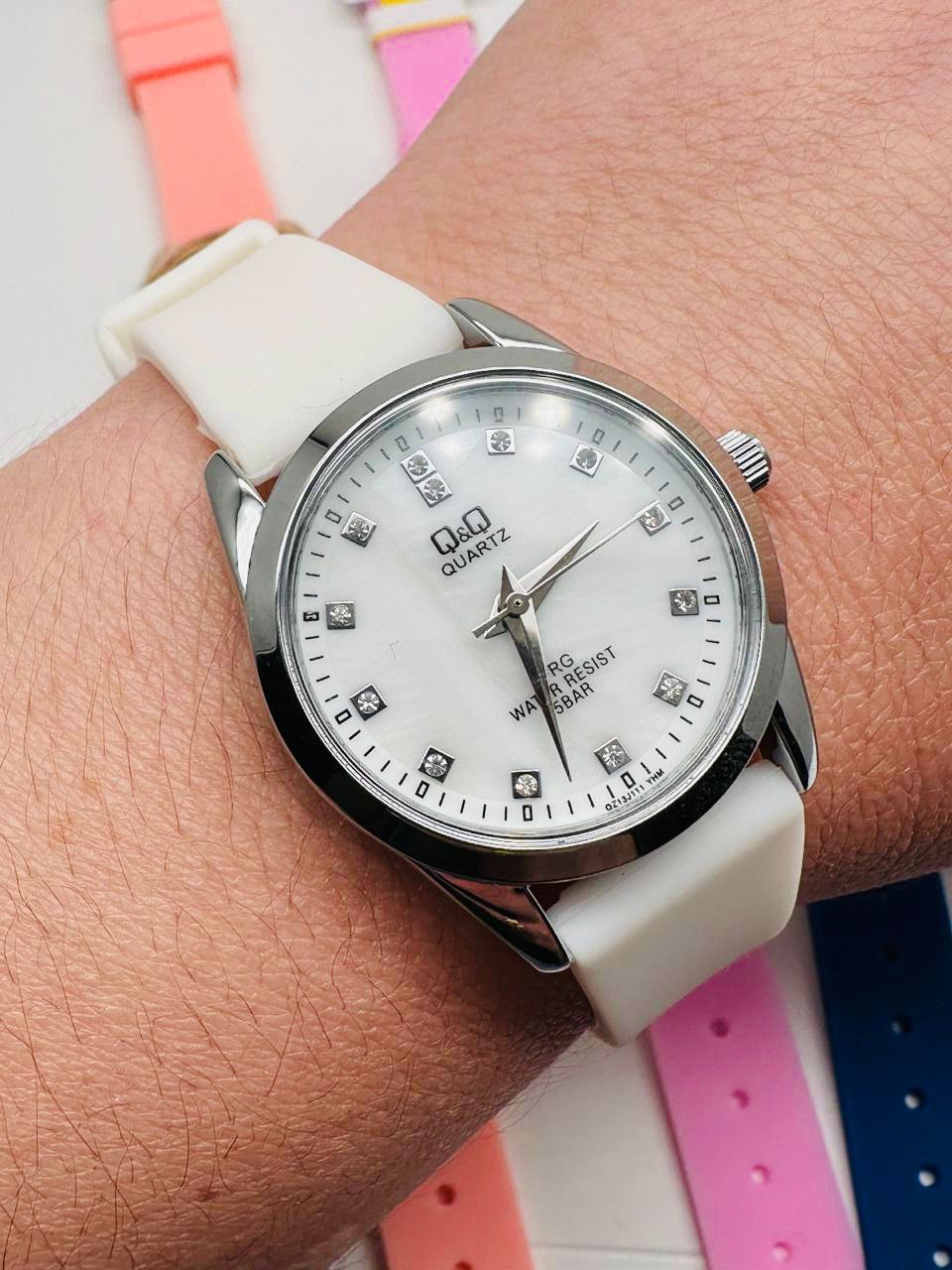 Reloj Q&Q De Dama 2