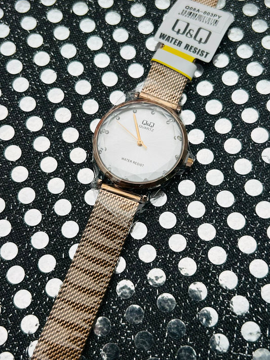 Reloj Q&Q pulso en acero QZ81J202Y