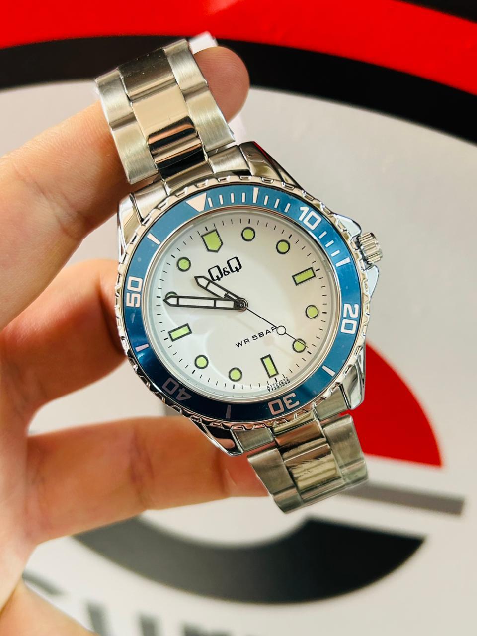Reloj Q&Q para hombre QZ82J201Y