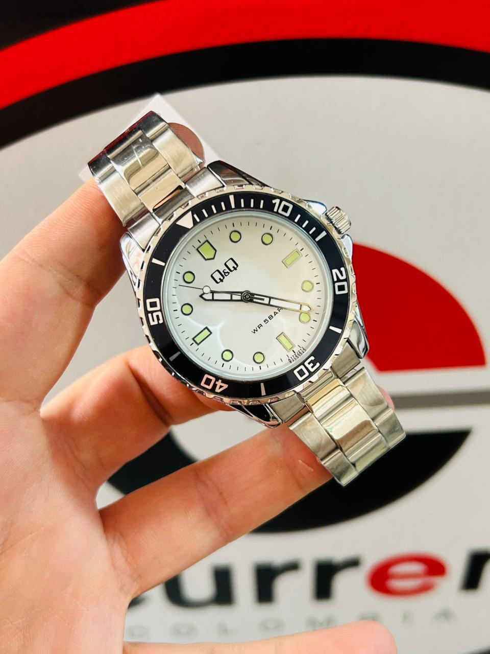 Reloj Q&Q para hombre QZ82J201Y