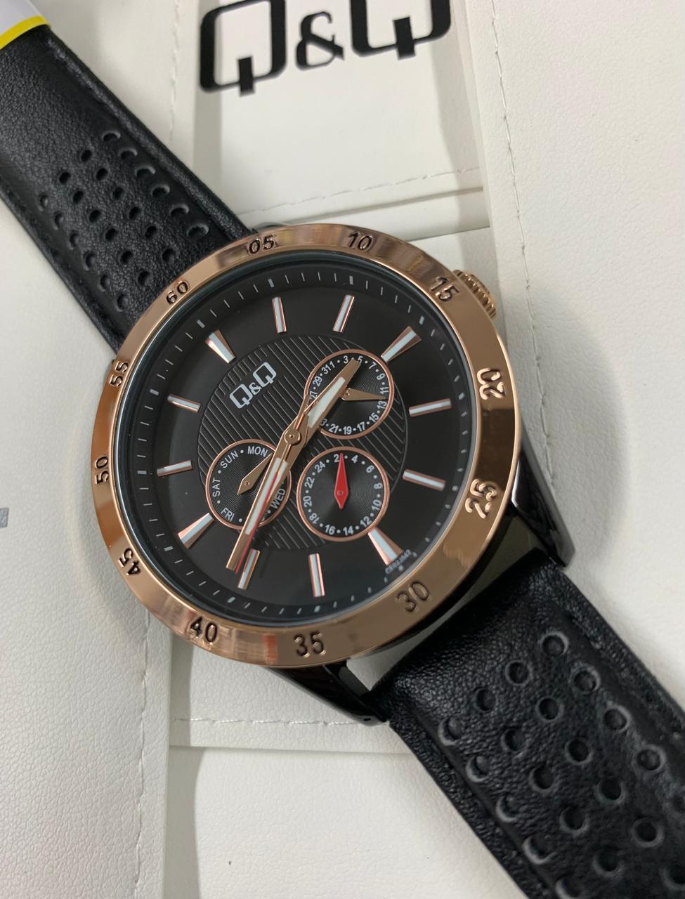 Reloj para caballero Q&Q CE02J532Y