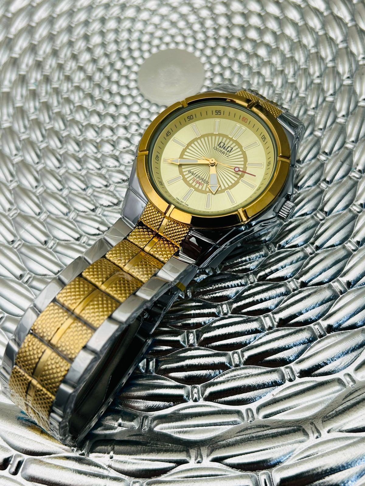 Reloj Q&Q clasico deportivo