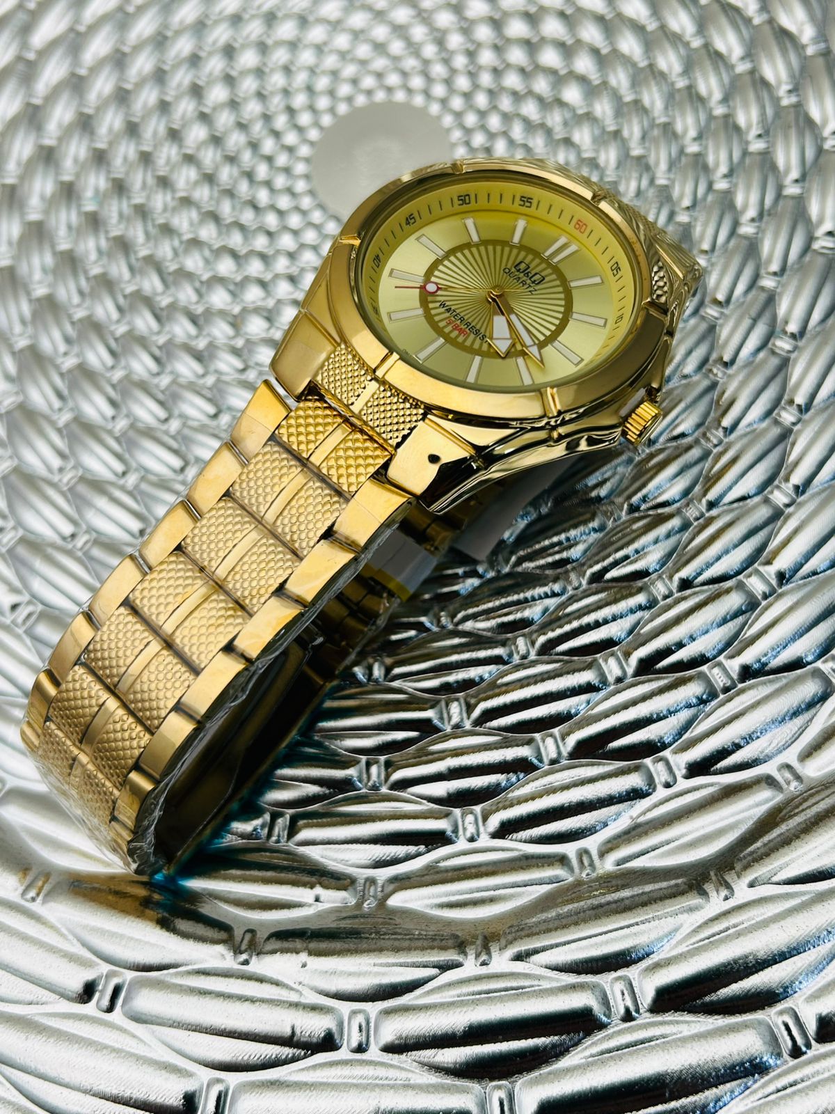 Reloj Q&Q clasico deportivo