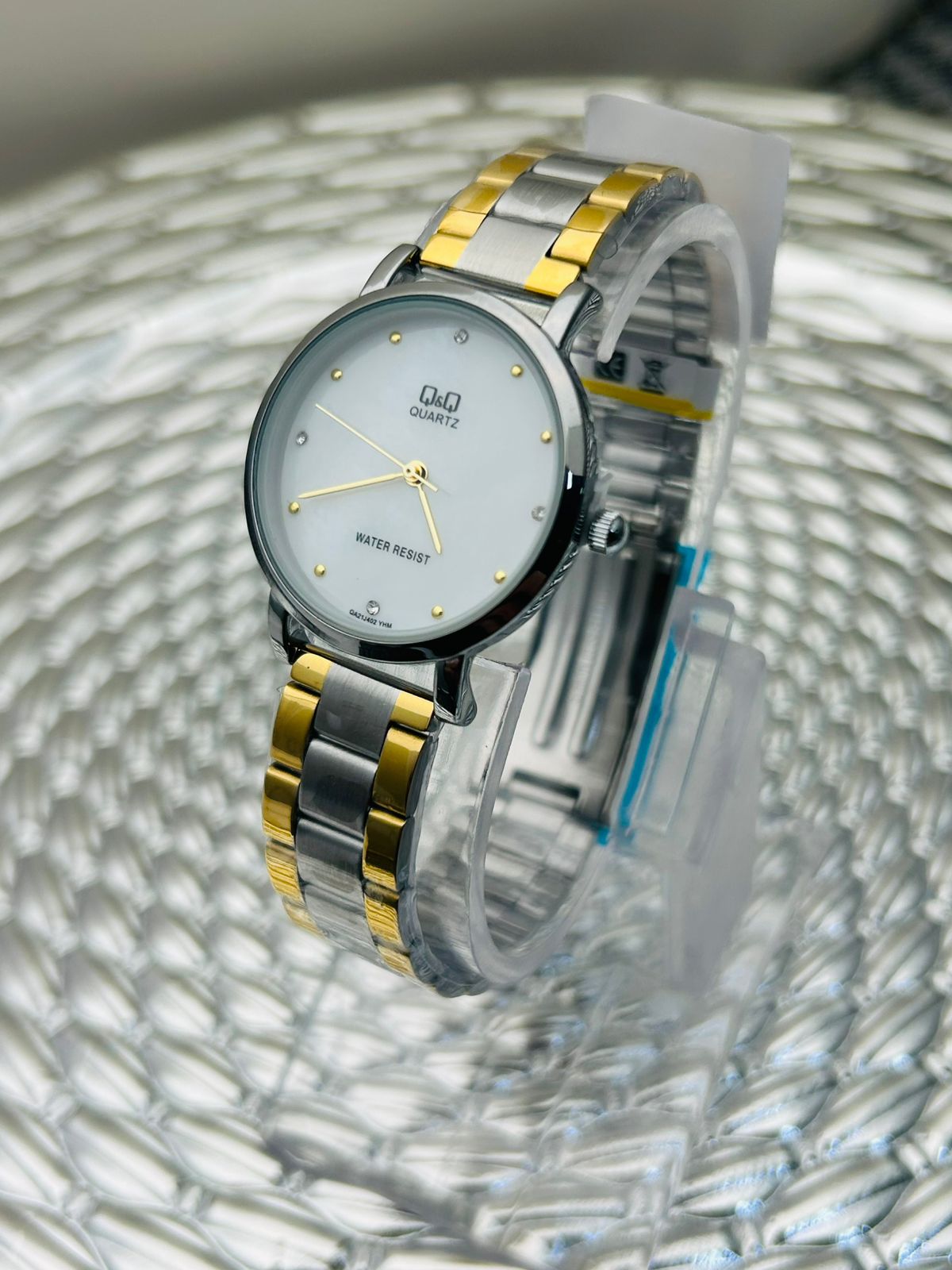 Reloj Q&Q para dama clásico