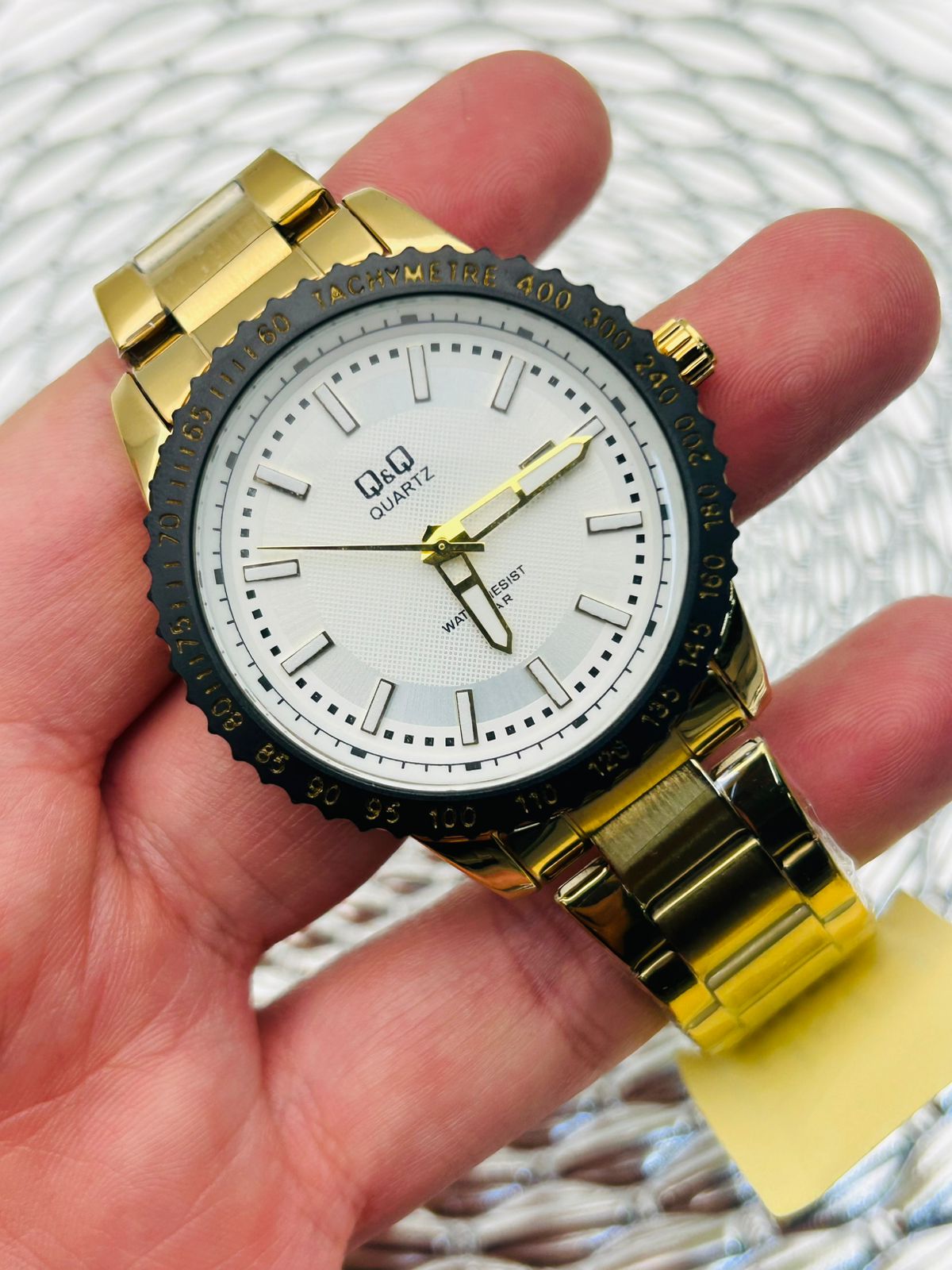 Reloj Q&Q Deportivo en Acero – Calendario Día