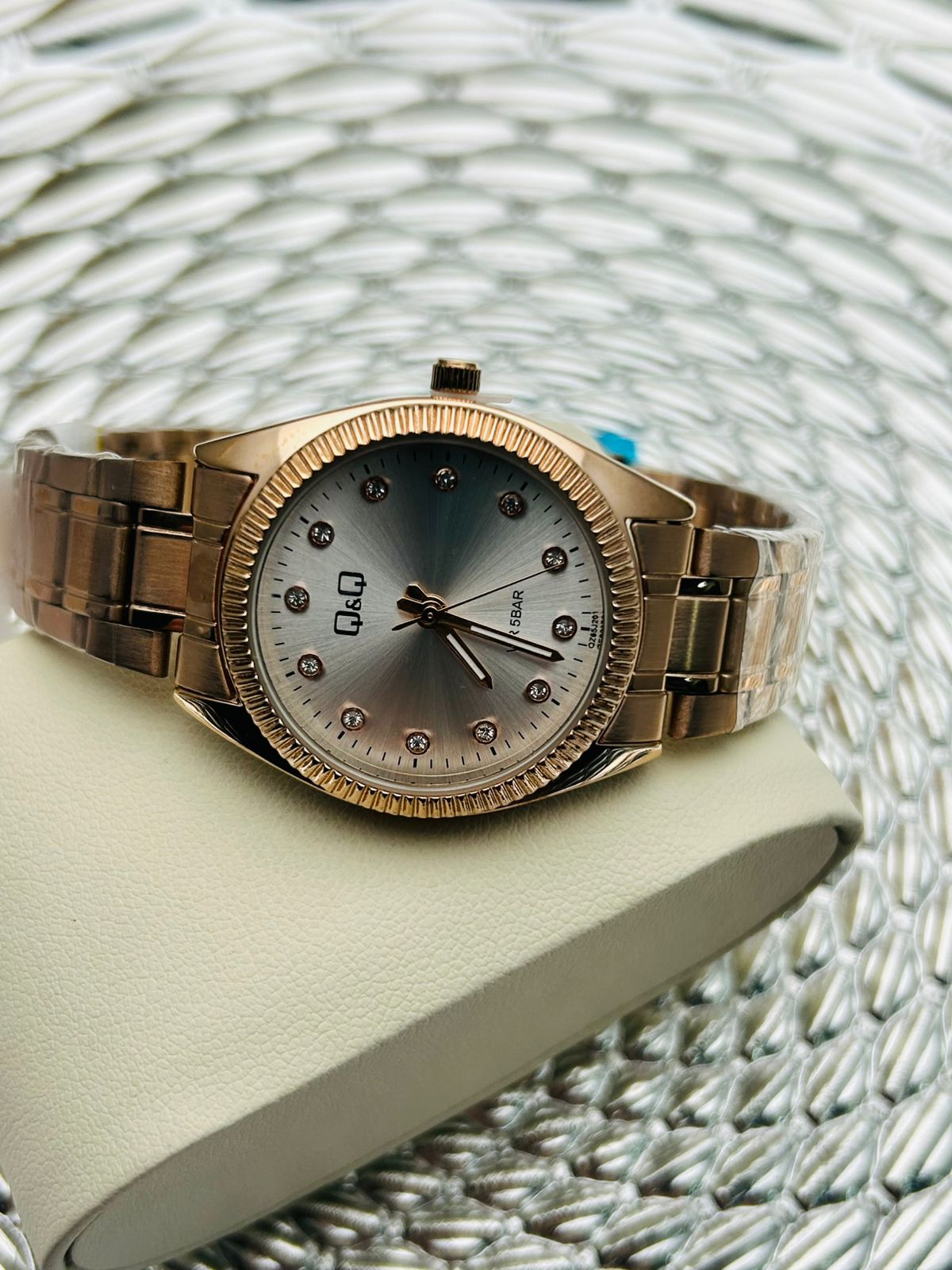 Reloj Dama Q&Q QZ65J011Y