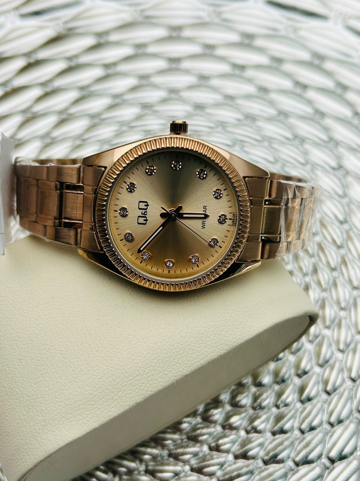 Reloj Dama Q&Q QZ65J011Y