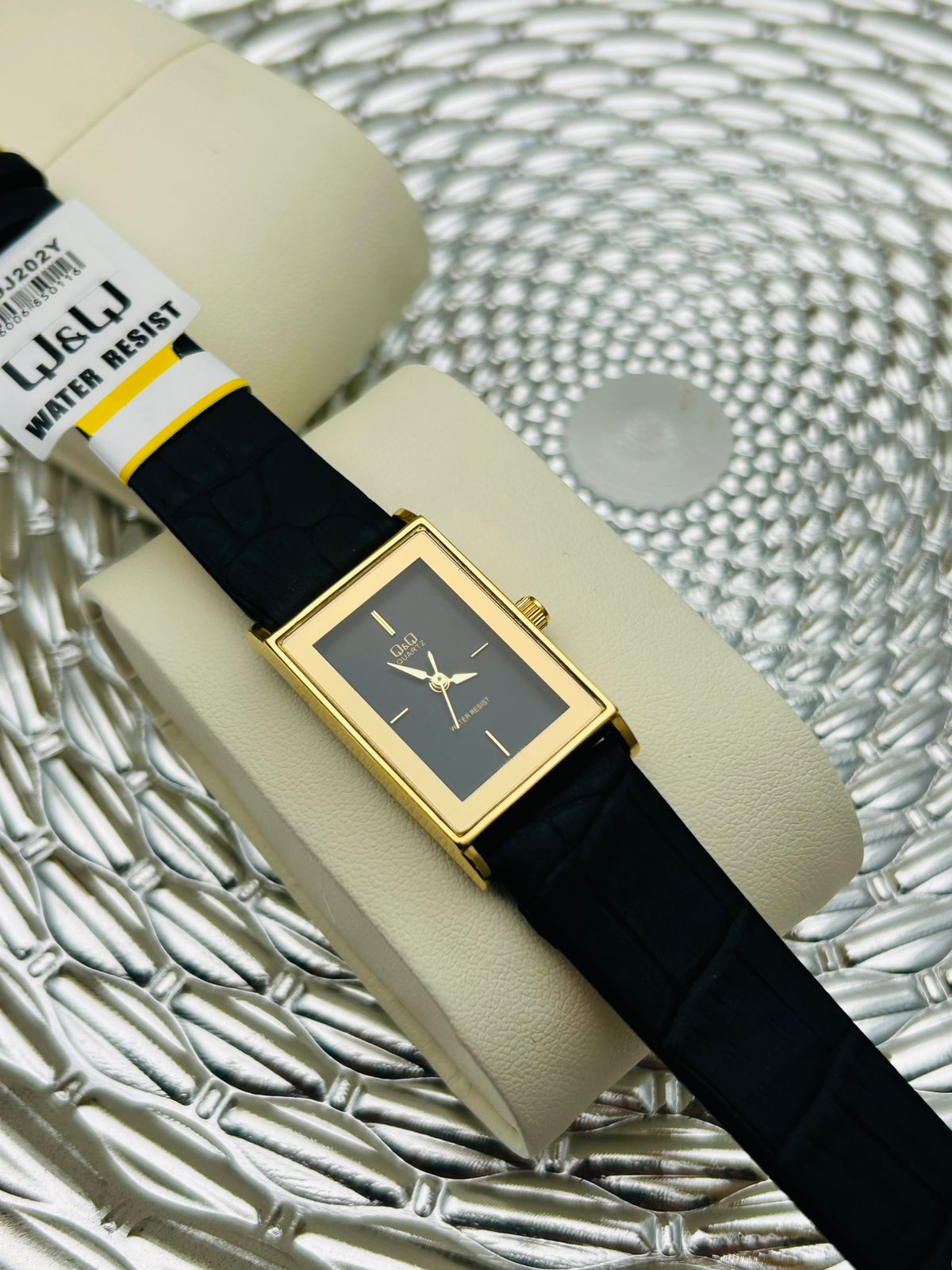 Reloj Q&Q DAMA CUERO  🎉