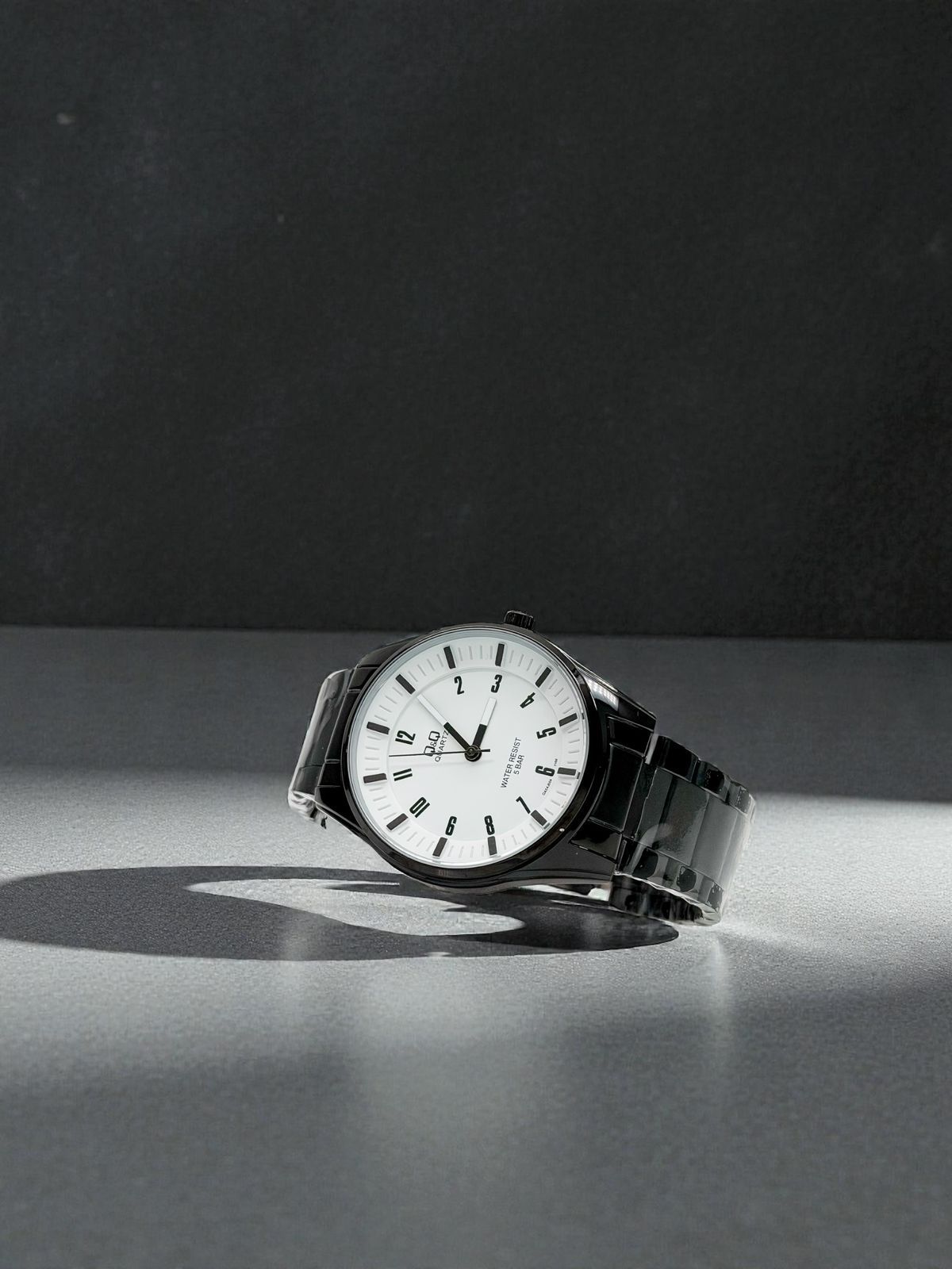 Reloj Q&Q QA54J404Y Analogo