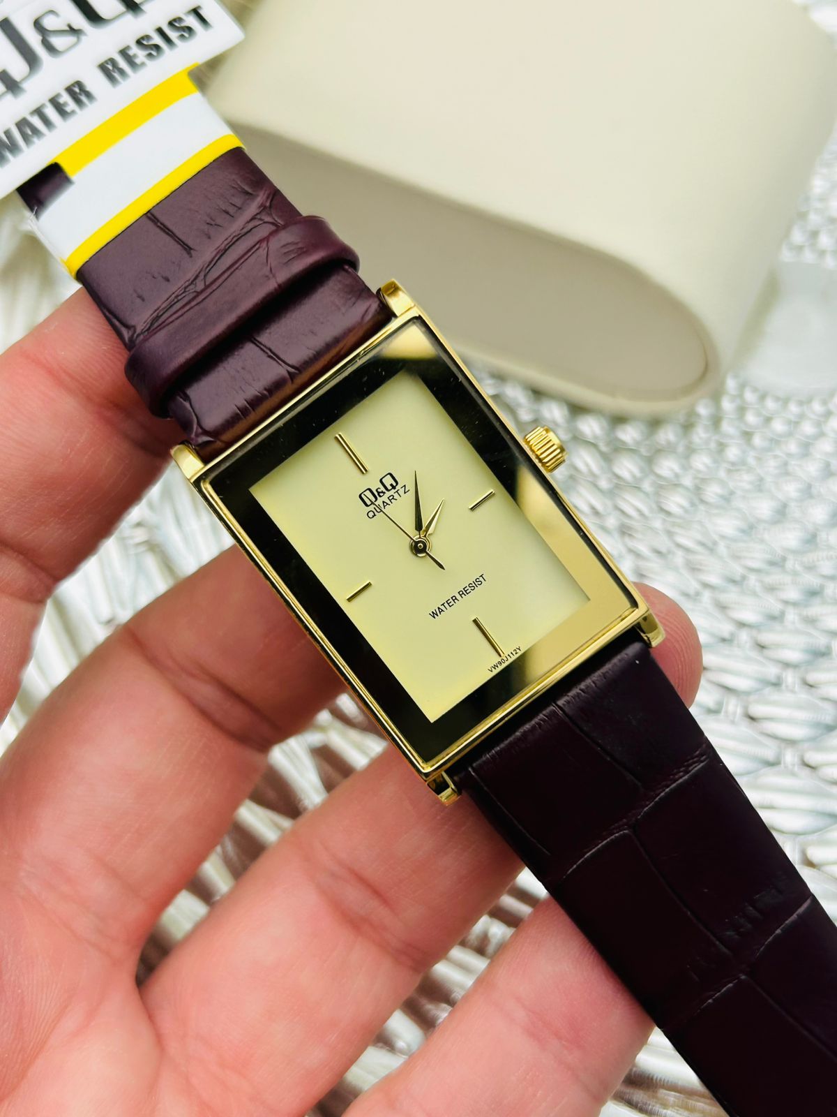 Reloj Q&Q CUERO para Hombre