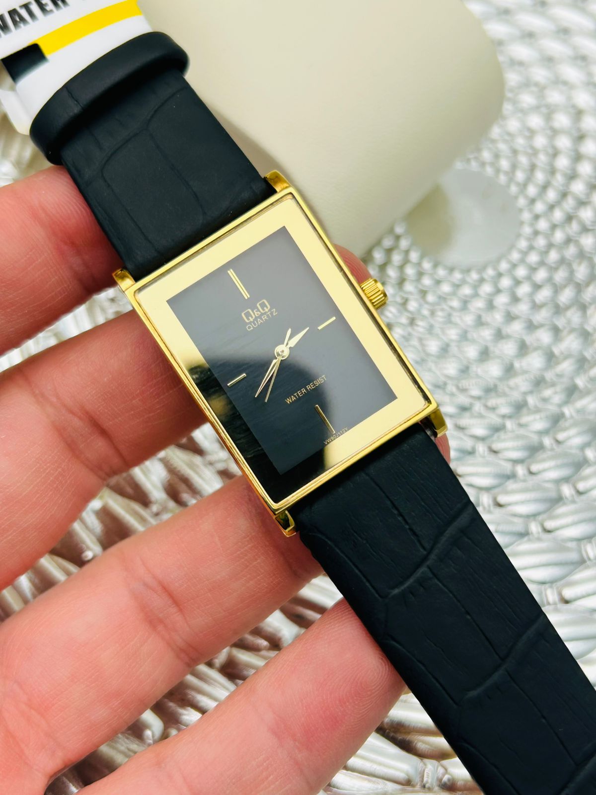 Reloj Q&Q CUERO para Hombre