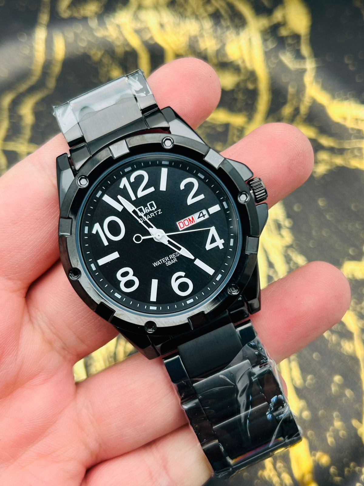 RELOJ Q&Q CABALLERO
