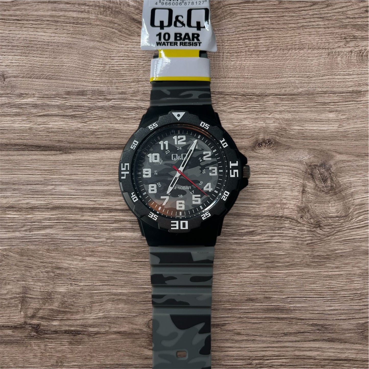 Reloj Análogo Q&Q V02A-010VY