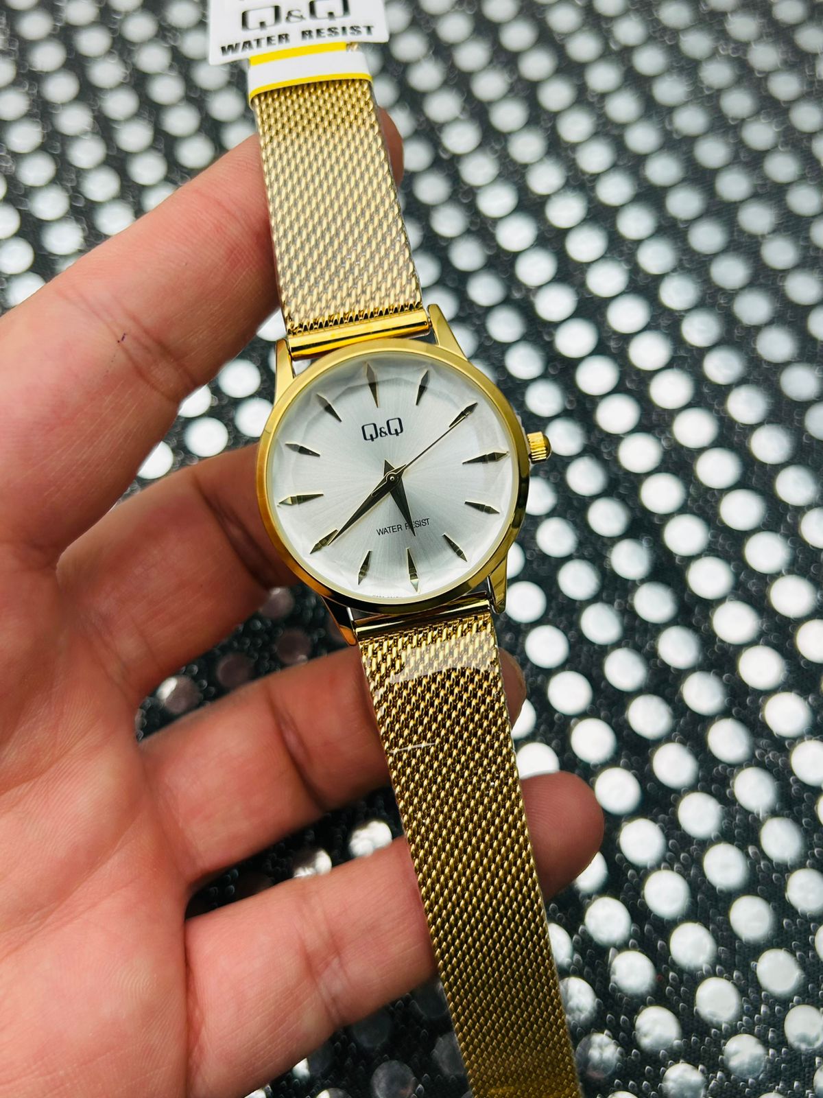 Q&Q Gold Edition