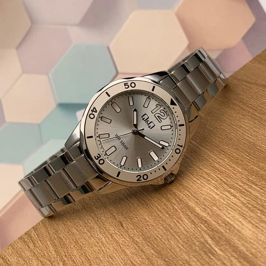 Reloj Q&Q para dama Q88B