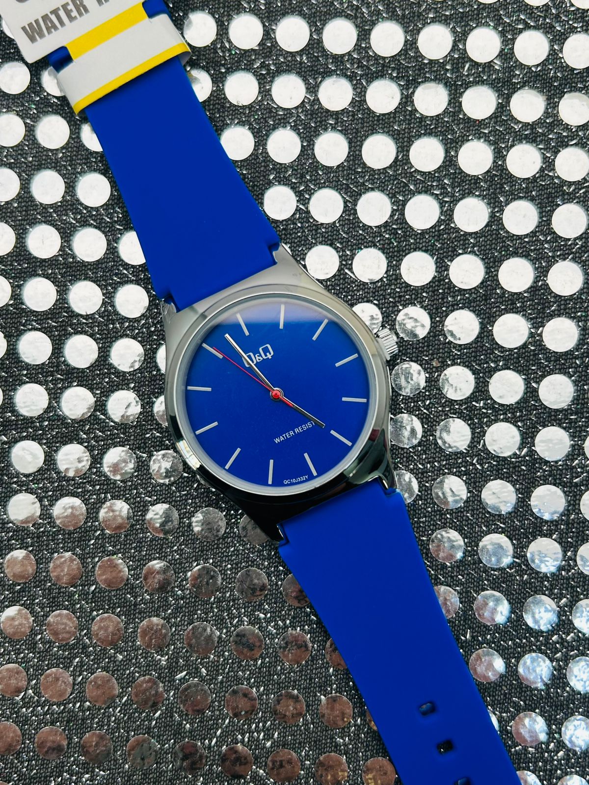 Reloj Q&Q en goma unisex