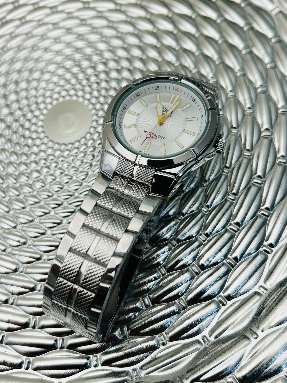 Reloj Q&Q clasico deportivo