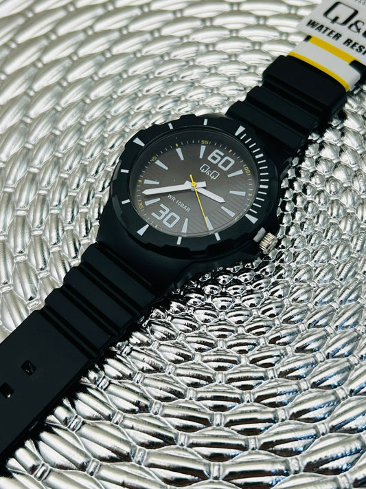 Reloj Q&Q pulso en goma