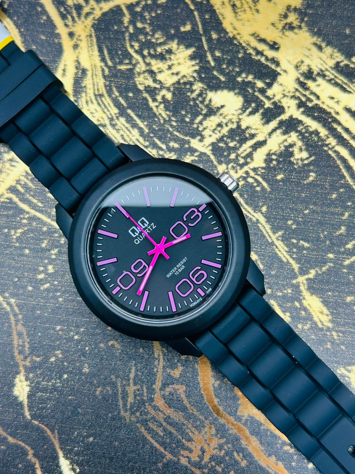 Reloj Q&Q UNISEX  Goma